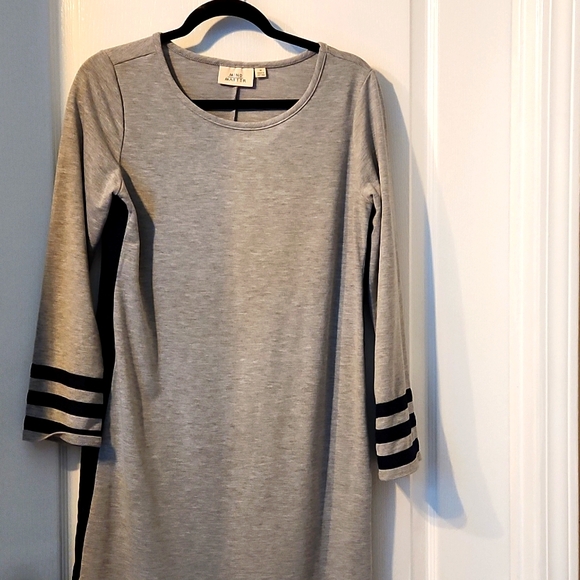 Mind over Matter women’s size Medium Gray dress with side stripe - Picture 1 of 7
